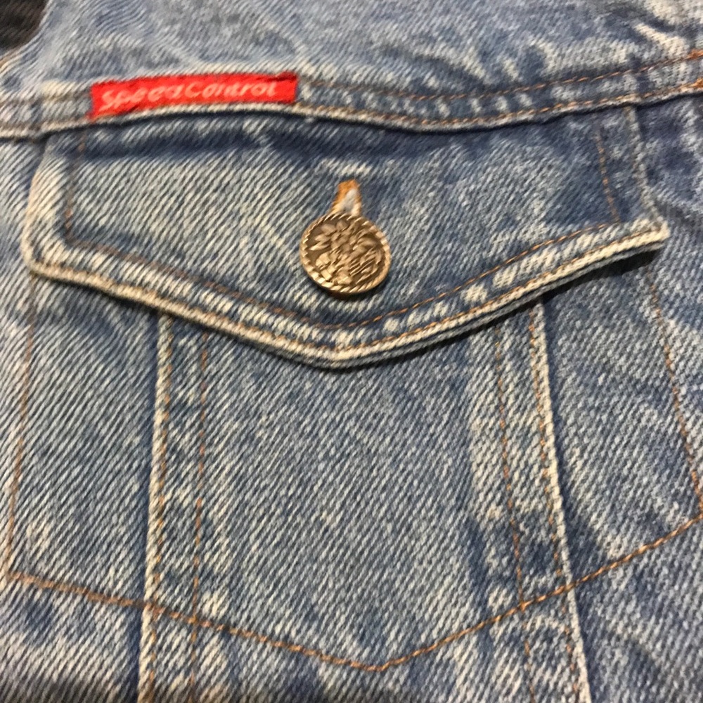 Denim Sleeveless Vest - Picture 4 of 9